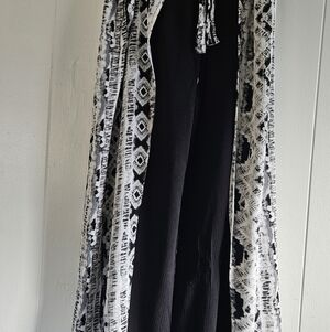 Black Wide-Leg No Boundrieswrap Pants with Patterned Kimono